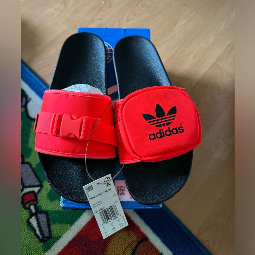 NIB Men’s Adidas Pouchette Slides (Size 11)